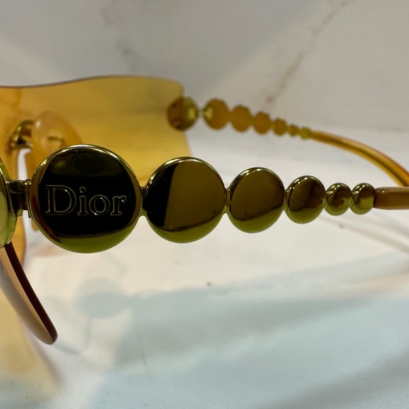 Christian Dior Millenium Amber Gold Bubble Wrap Sunglasses and Cosmetic Pouch - Picture 6 of 13